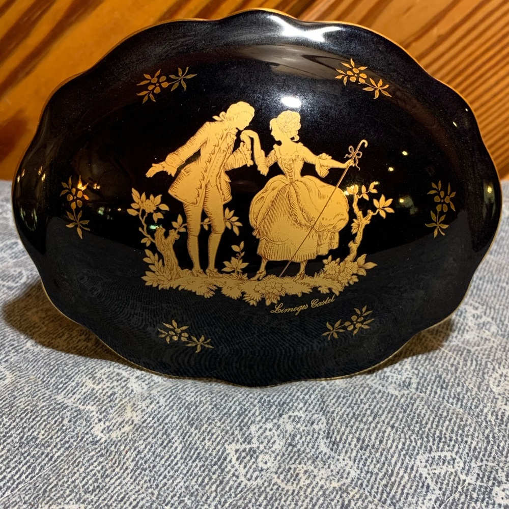 Limoges Castel Trinket Box